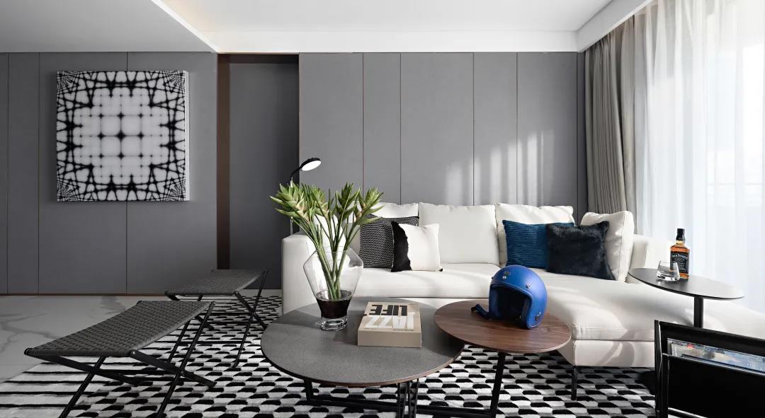 180㎡現(xiàn)代簡(jiǎn)約，高級(jí)的黑白配，精致的細(xì)節(jié)點(diǎn)綴，靜雅端莊的美！